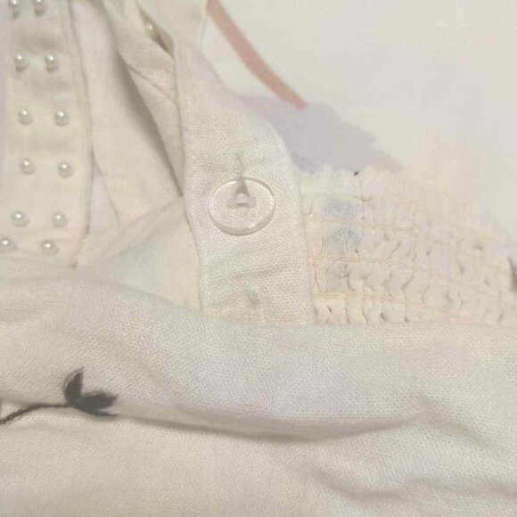 White with black flowers 2 piece/ cute/ bra/ embroidered/ top and skirt/ large/ - Picture 3 of 3